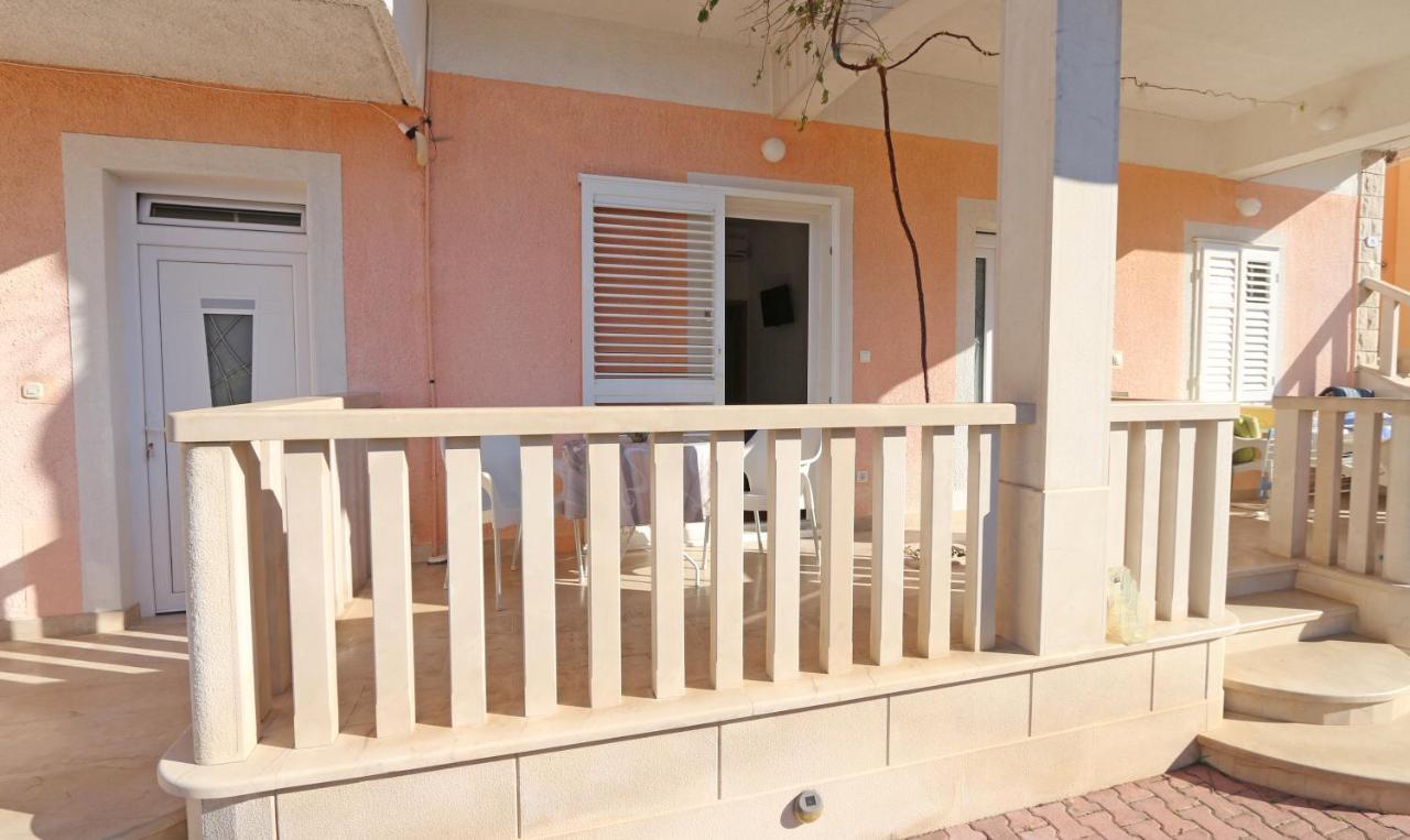 Apartments Villa Flamingo Makarska Dış mekan fotoğraf