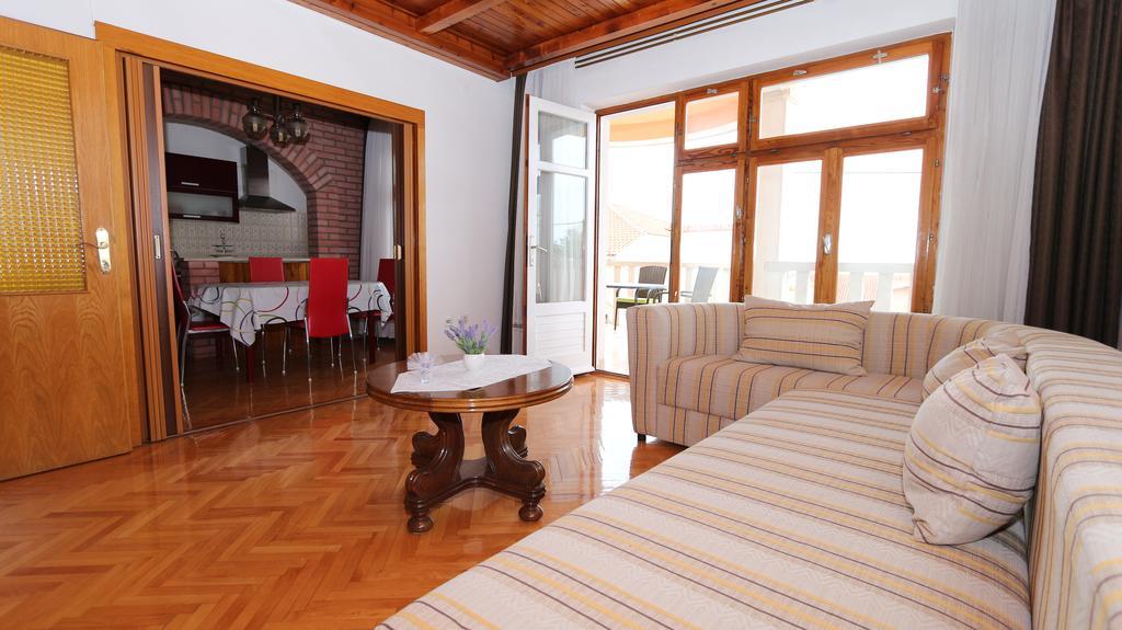 Apartments Villa Flamingo Makarska Dış mekan fotoğraf