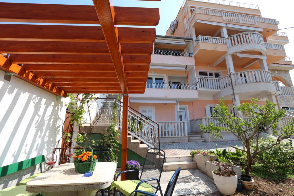 Apartments Villa Flamingo Makarska Dış mekan fotoğraf