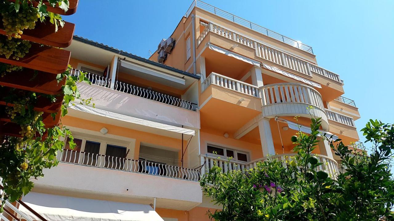 Apartments Villa Flamingo Makarska Dış mekan fotoğraf